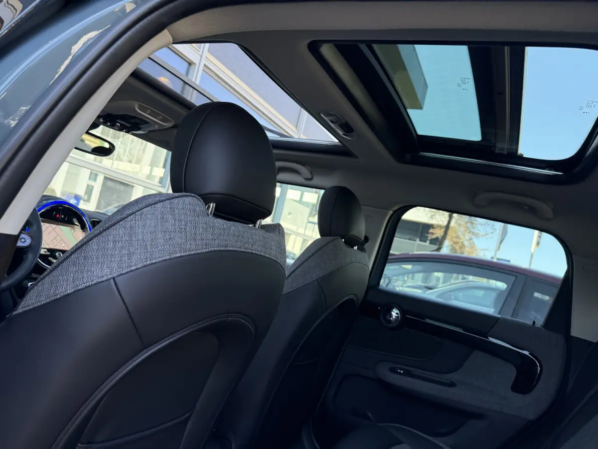 1.5 Cooper SE ALL4 Pano/Camera/Apple/H&K