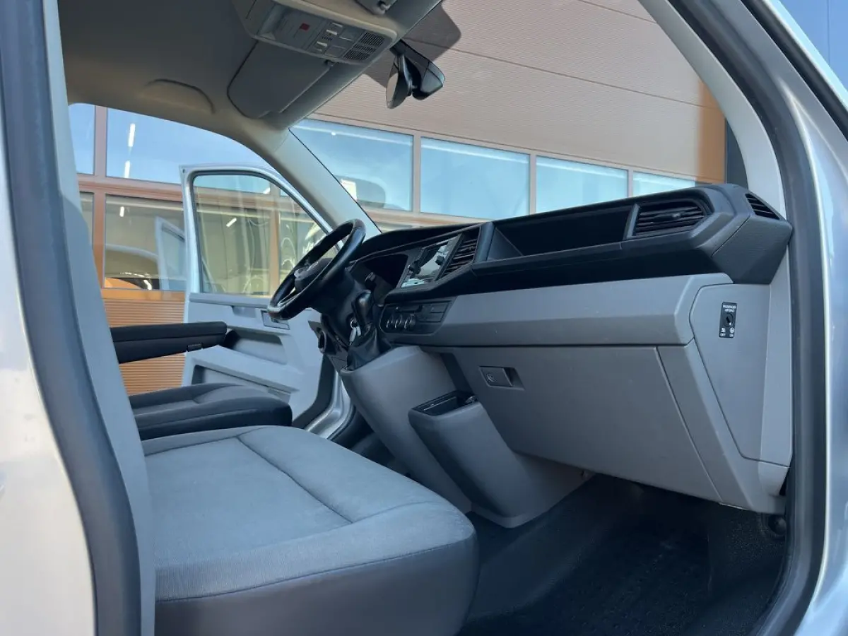 T6.1 2.0 TDI 150PK E6 L2 Comfortline 3p Lease €389 p/m, Airco, Carplay, PDC V+A, Onderhoudshistorie aanwezig