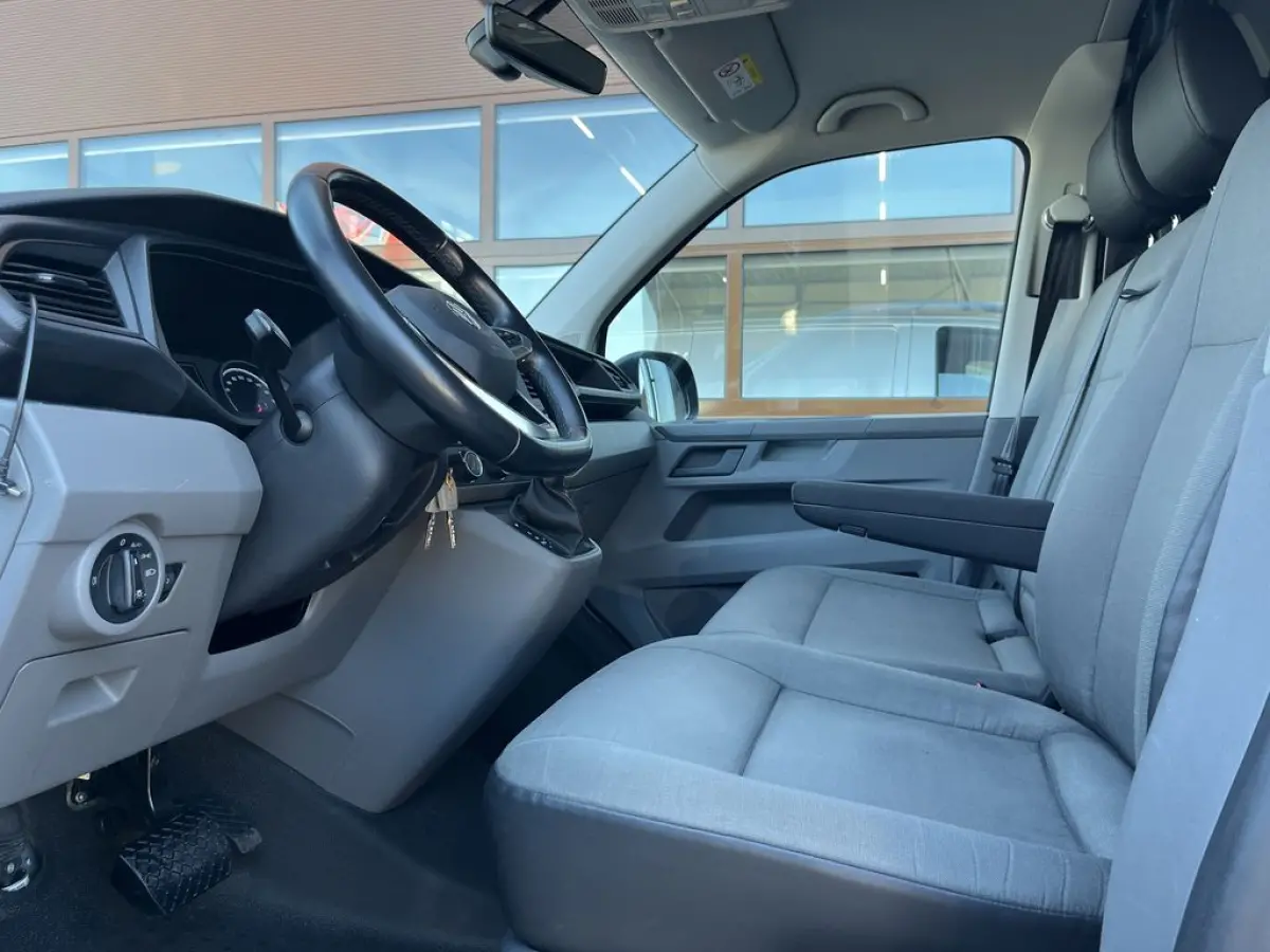 T6.1 2.0 TDI 150PK E6 L2 Comfortline 3p Lease €389 p/m, Airco, Carplay, PDC V+A, Onderhoudshistorie aanwezig