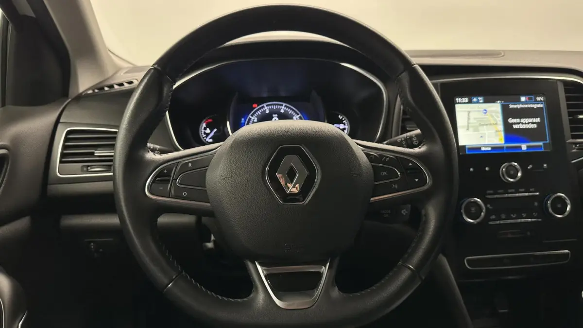 1.3 TCe Zen TREKHAAK CARPLAY NAVI CRUISE.