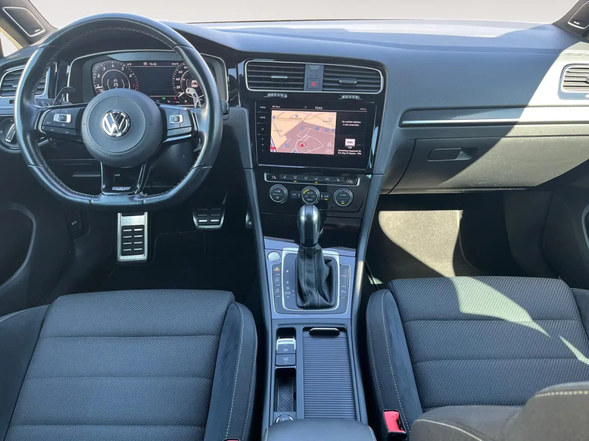 2.0 TSI 4Motion R | Carplay | Stoelverwarming | Parkeercamera | Climate Control