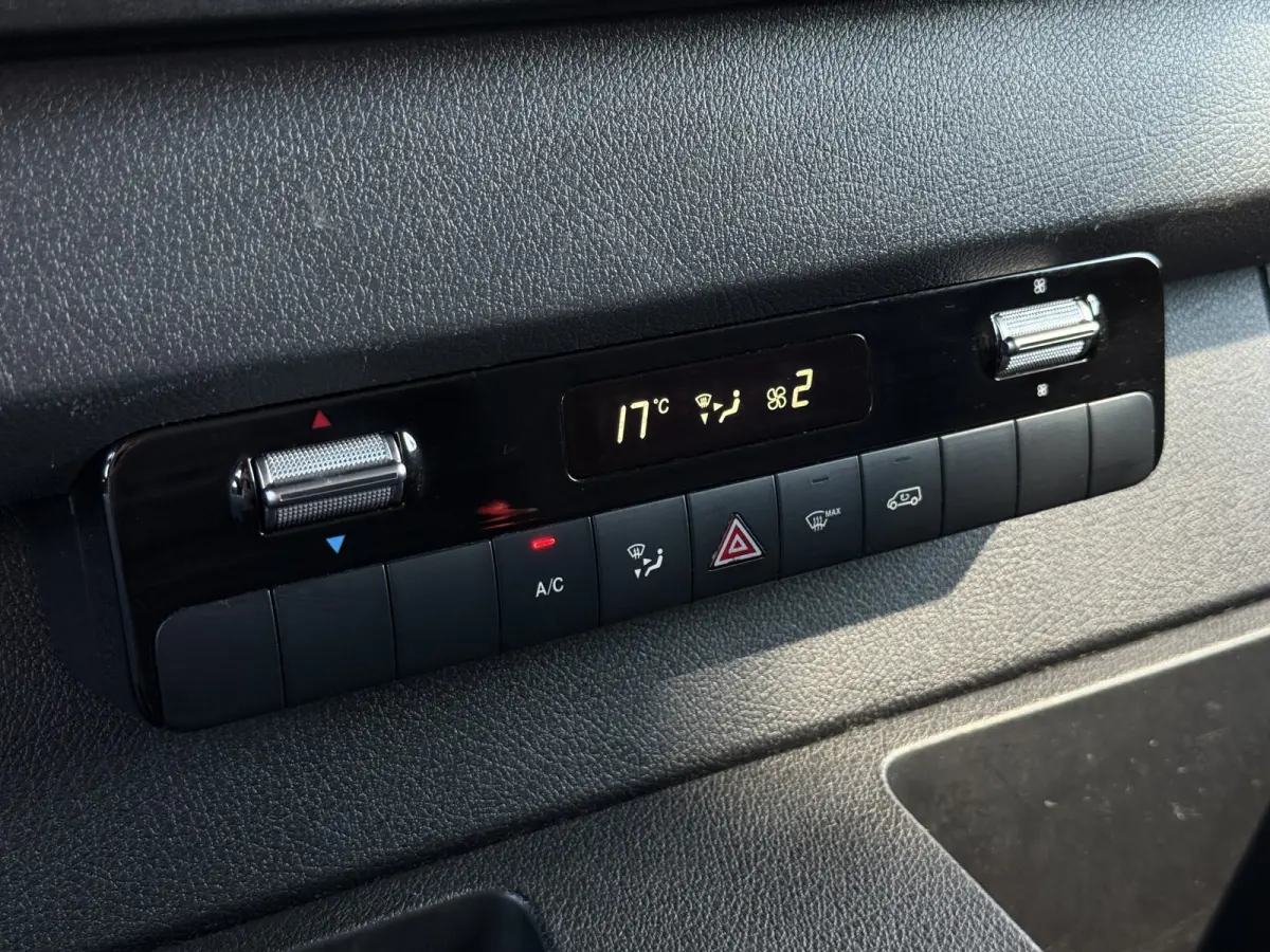 315 1.9 CDI L3H2 RWD | NL-auto | Navi | Carplay | Camera | Dodehoek ass. | Cruisec.