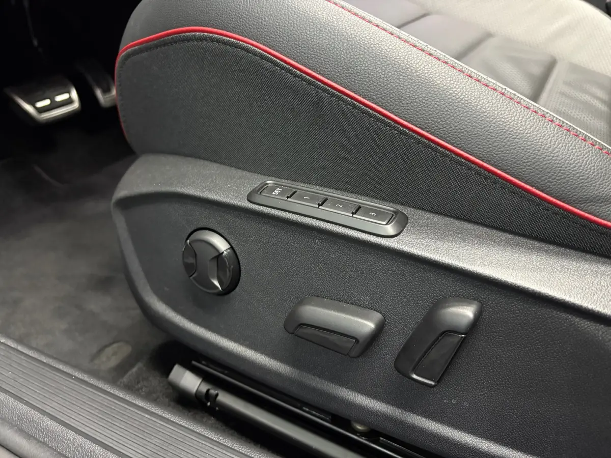 8.5 GTI 2.0 Pano Headup Leer