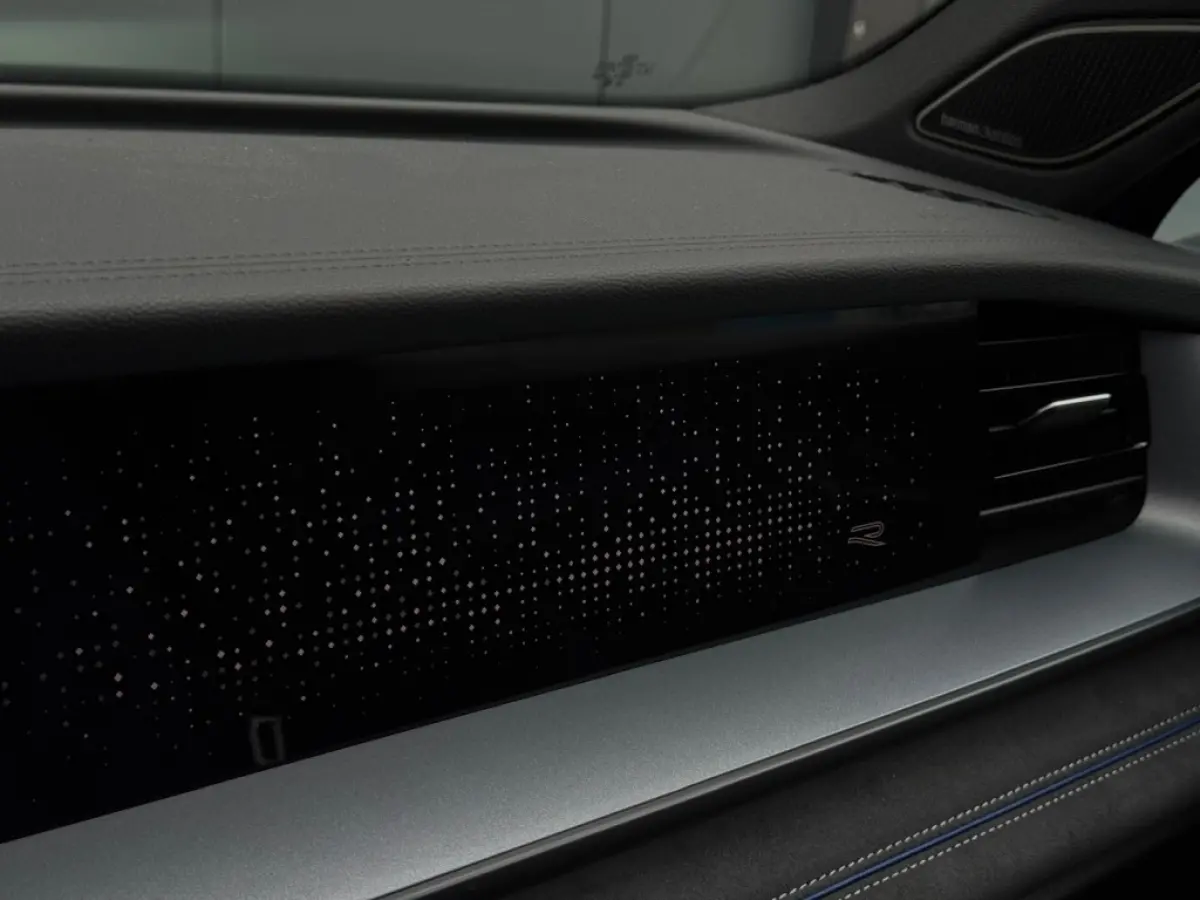 1.5 eHybrid R-line E FULL PANO LEDER MM SEATS 360 CAM