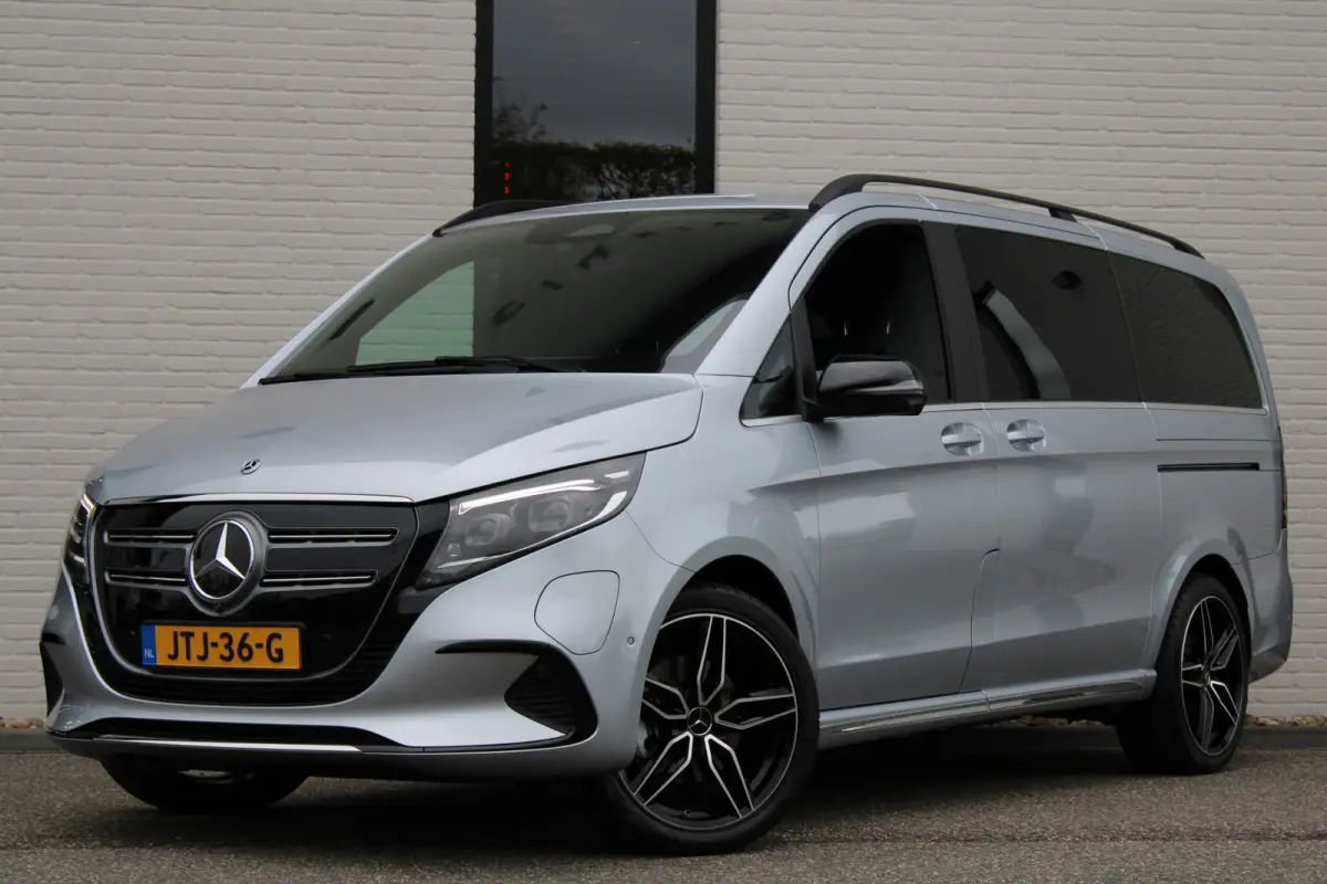 300 L2 / AMG / New Model / Luchtvering / 7-Persoons / Burmester / Electr Stoelen / Vol Opties / NIEUW!!