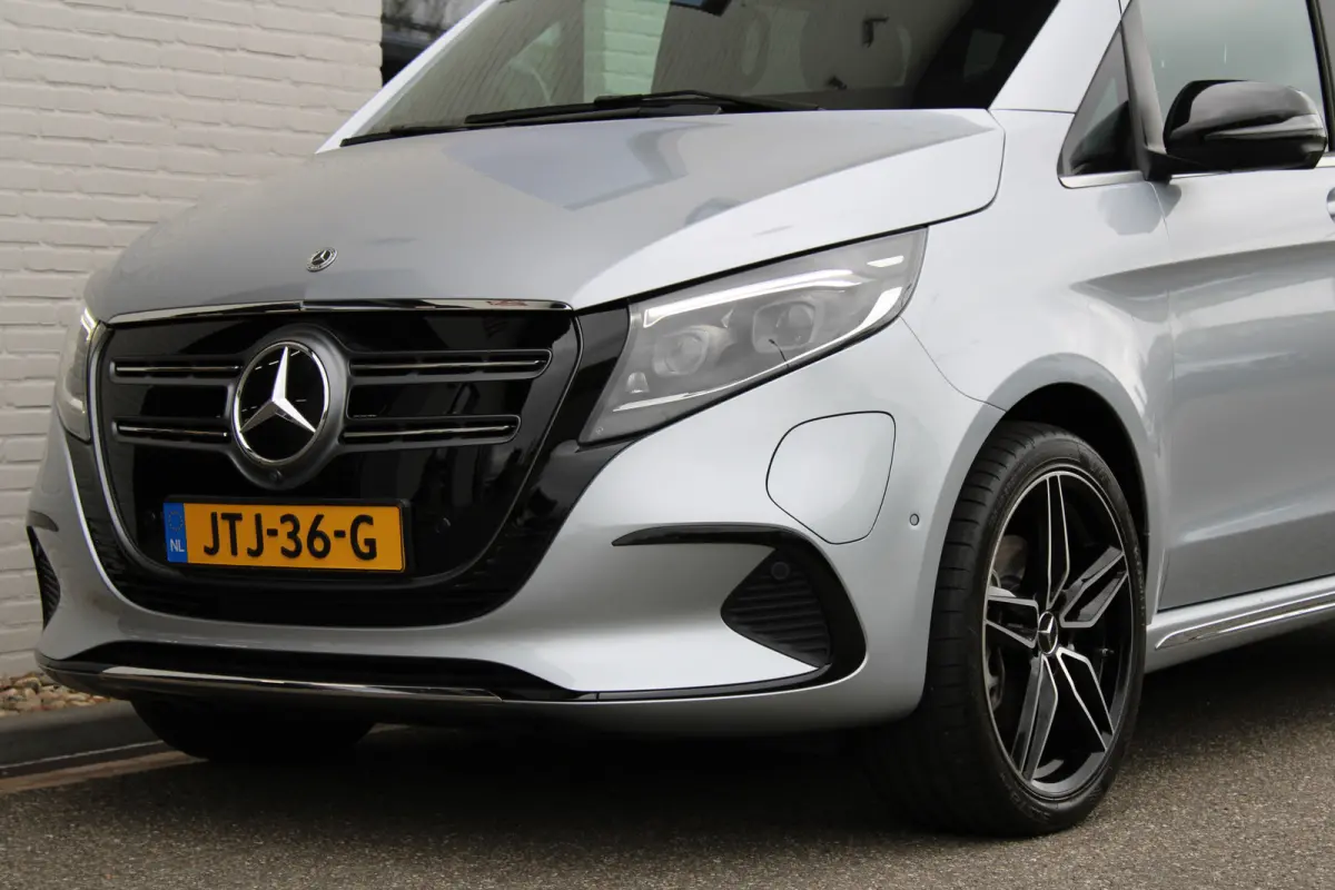 300 L2 / AMG / New Model / Luchtvering / 7-Persoons / Burmester / Electr Stoelen / Vol Opties / NIEUW!!