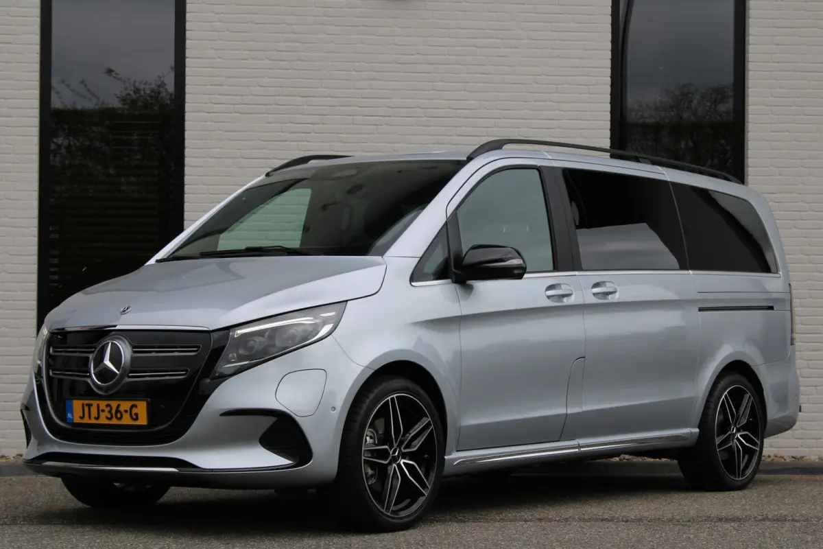 300 L2 / AMG / New Model / Luchtvering / 7-Persoons / Burmester / Electr Stoelen / Vol Opties / NIEUW!!