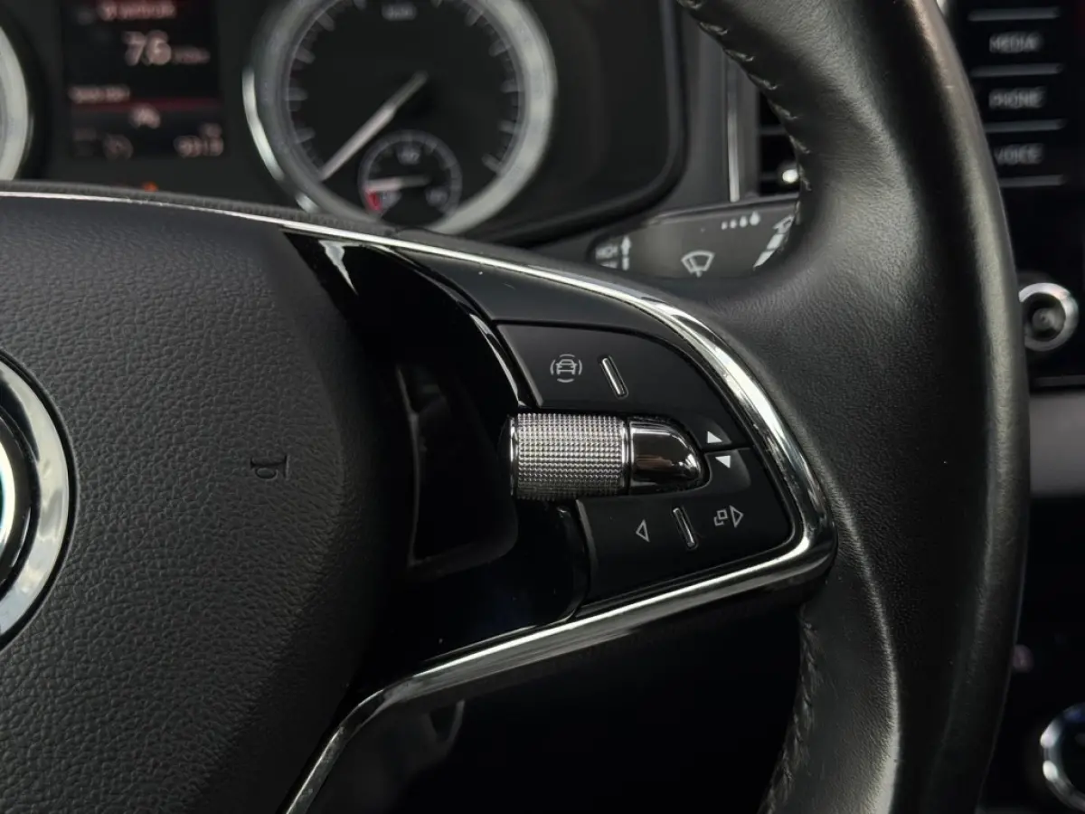 1.5 TSI ACT Style APPLE CARPLAY CAMERA NAVI CLIMATE PDC