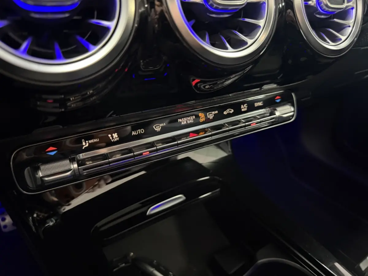 CLA 200 AMG PANO MEMORY SFEER