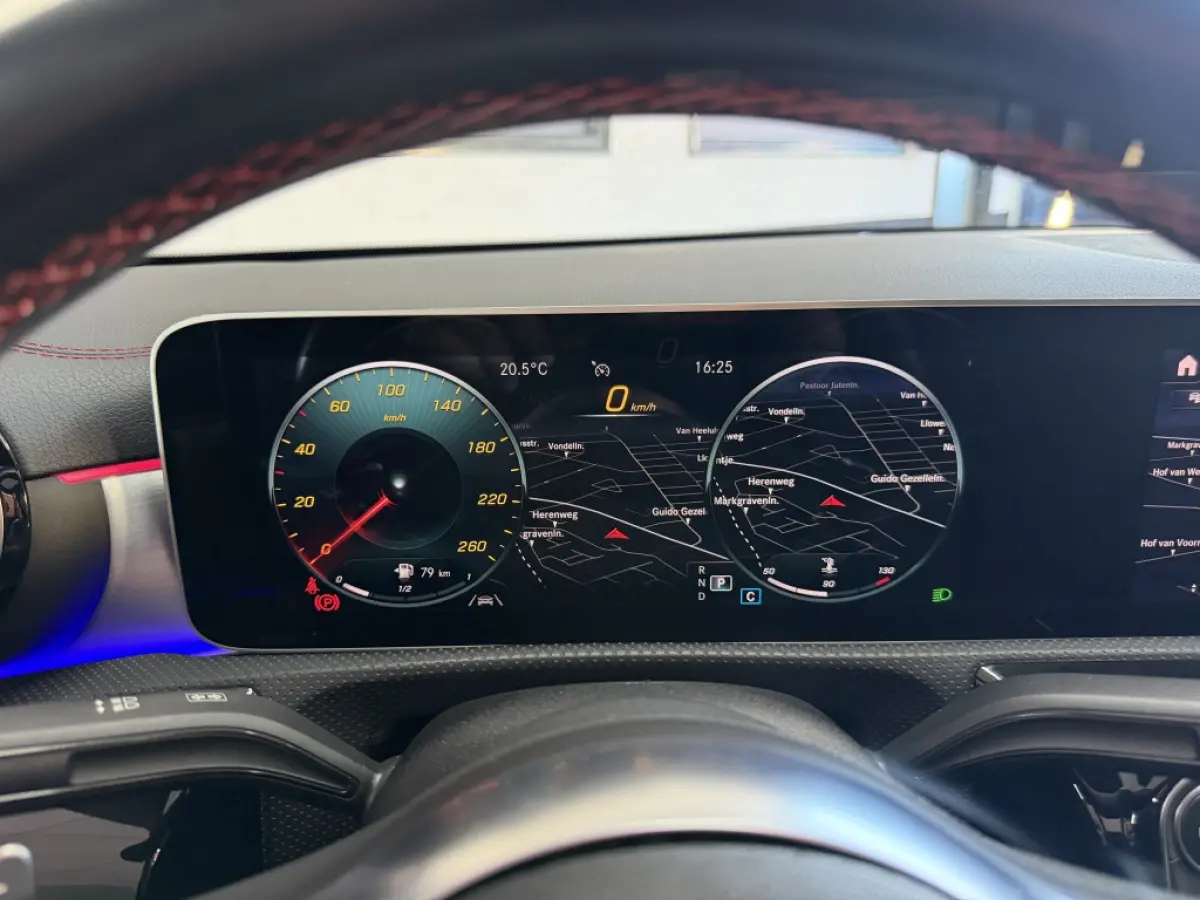 CLA 200 AMG PANO MEMORY SFEER