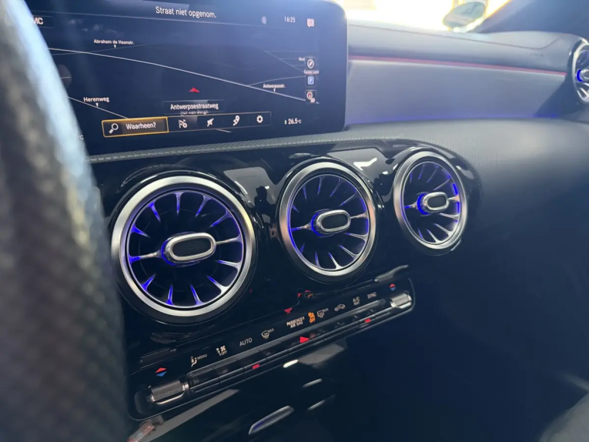 CLA 200 AMG PANO MEMORY SFEER