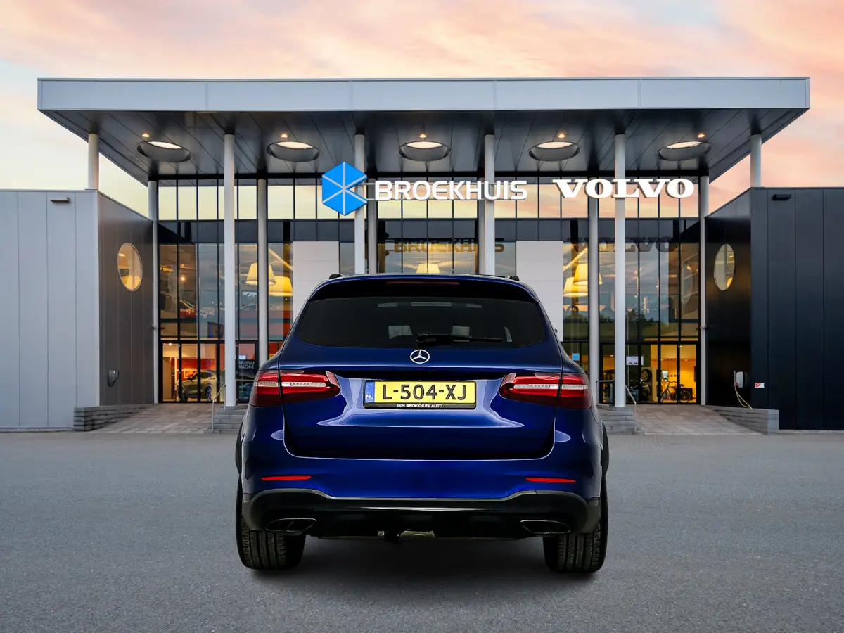 GLC AMG 43 4MATIC | 21" | Burmeister | Head-Up | Trekhaak | Stoelventilatie | 360 Camera | Carbon | Panoramadak | Luchtvering | Elektr. verst. Stoelen | Keyless | Alarm klasse 3 | Adaptieve 