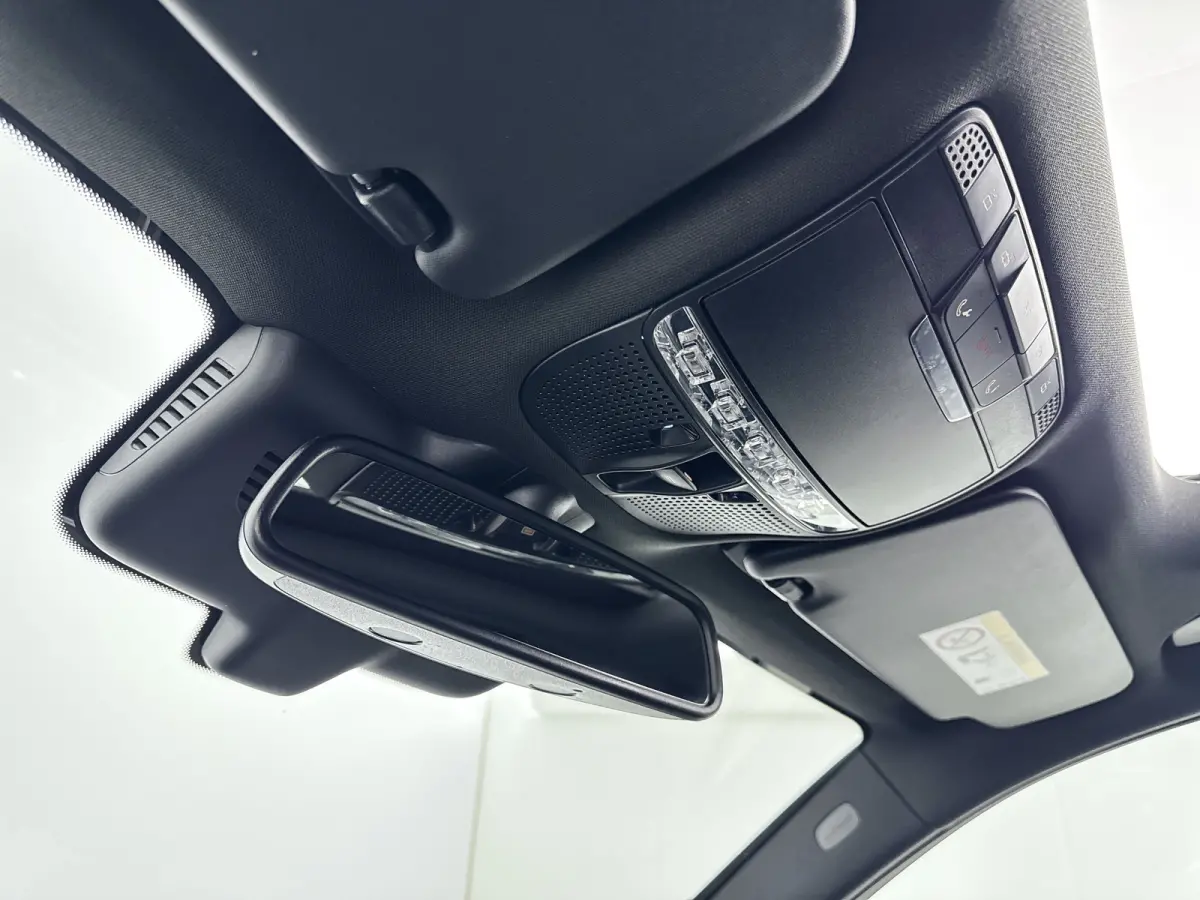 GLC AMG 43 4MATIC | 21" | Burmeister | Head-Up | Trekhaak | Stoelventilatie | 360 Camera | Carbon | Panoramadak | Luchtvering | Elektr. verst. Stoelen | Keyless | Alarm klasse 3 | Adaptieve 