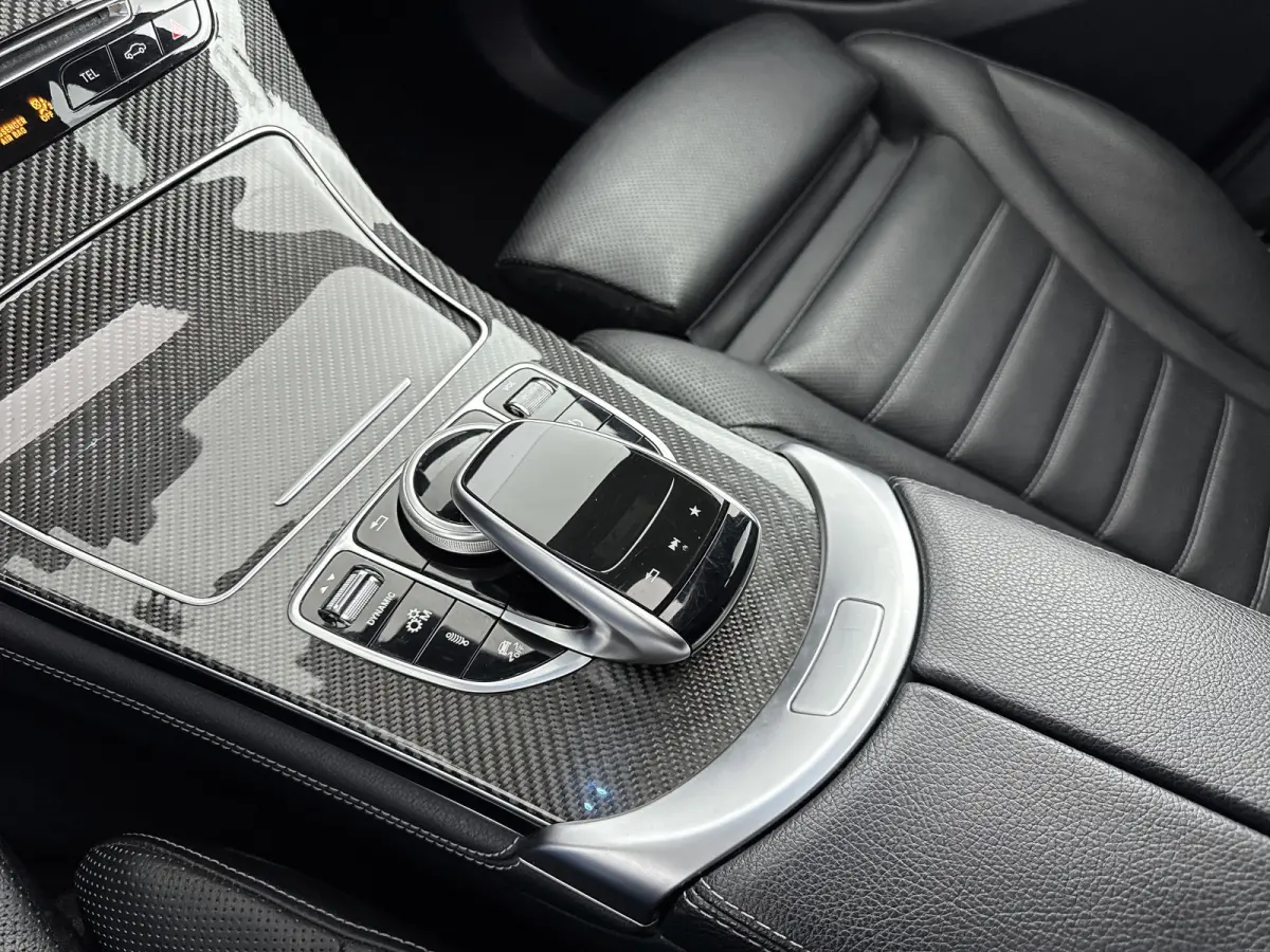 GLC AMG 43 4MATIC | 21" | Burmeister | Head-Up | Trekhaak | Stoelventilatie | 360 Camera | Carbon | Panoramadak | Luchtvering | Elektr. verst. Stoelen | Keyless | Alarm klasse 3 | Adaptieve 