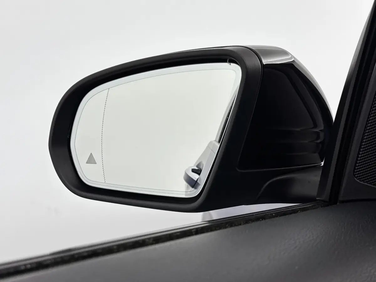 GLC AMG 43 4MATIC | 21" | Burmeister | Head-Up | Trekhaak | Stoelventilatie | 360 Camera | Carbon | Panoramadak | Luchtvering | Elektr. verst. Stoelen | Keyless | Alarm klasse 3 | Adaptieve 