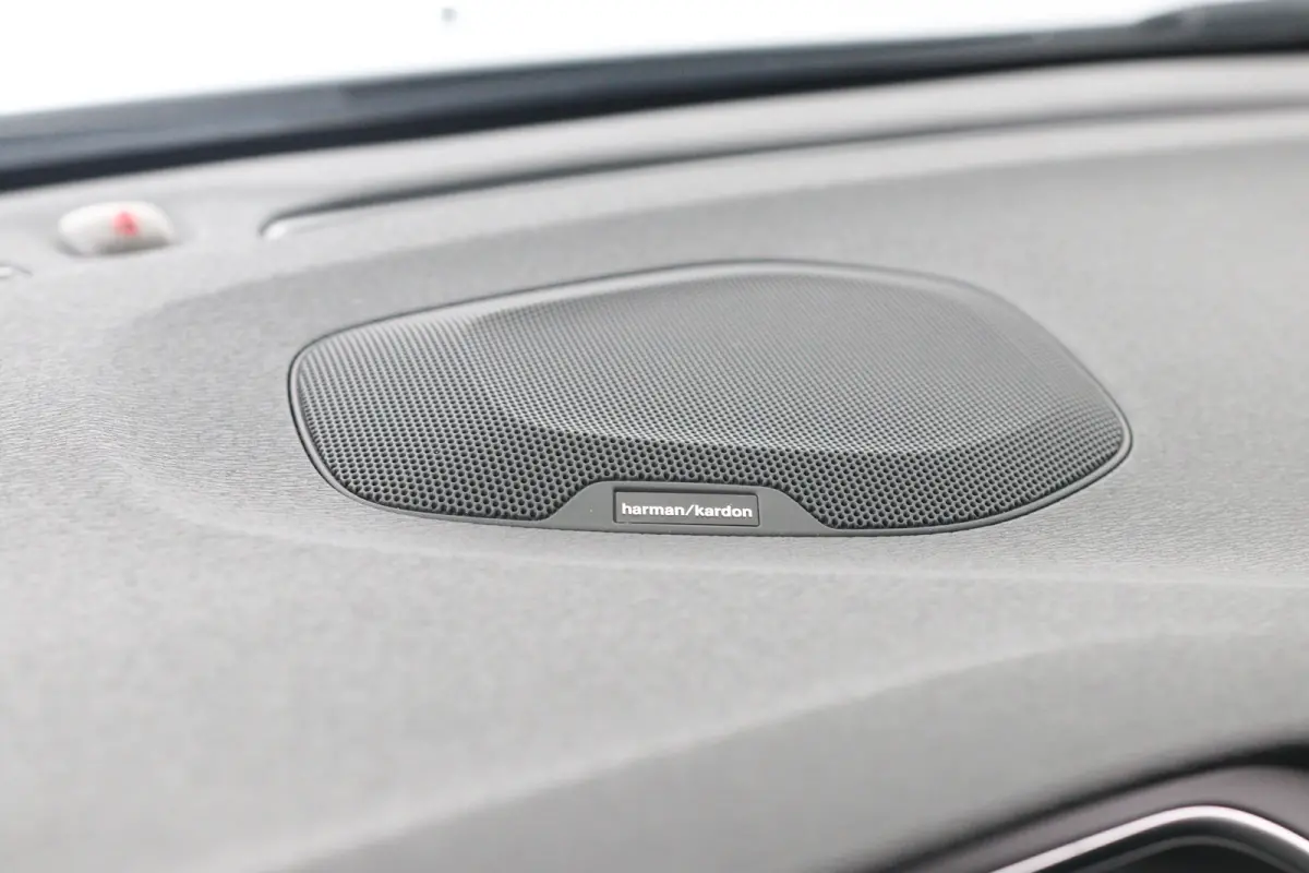 1.5 T3 Polar+ Luxury | Automaat! | Trekhaak | LED | Harman/Kardon | Panorama Dak | Camera | Memory Zetels | Leder | Stoelverwarming | Parkeersensoren | Lichtmetalen Velgen