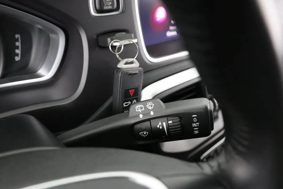 1.5 T3 Polar+ Luxury | Automaat! | Trekhaak | LED | Harman/Kardon | Panorama Dak | Camera | Memory Zetels | Leder | Stoelverwarming | Parkeersensoren | Lichtmetalen Velgen