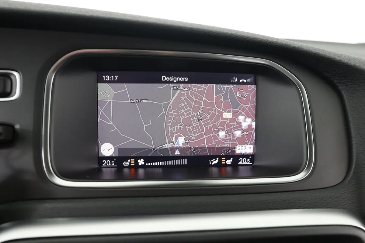 1.5 T3 Polar+ Luxury | Automaat! | Trekhaak | LED | Harman/Kardon | Panorama Dak | Camera | Memory Zetels | Leder | Stoelverwarming | Parkeersensoren | Lichtmetalen Velgen