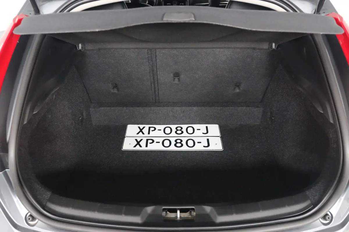 1.5 T3 Polar+ Luxury | Automaat! | Trekhaak | LED | Harman/Kardon | Panorama Dak | Camera | Memory Zetels | Leder | Stoelverwarming | Parkeersensoren | Lichtmetalen Velgen