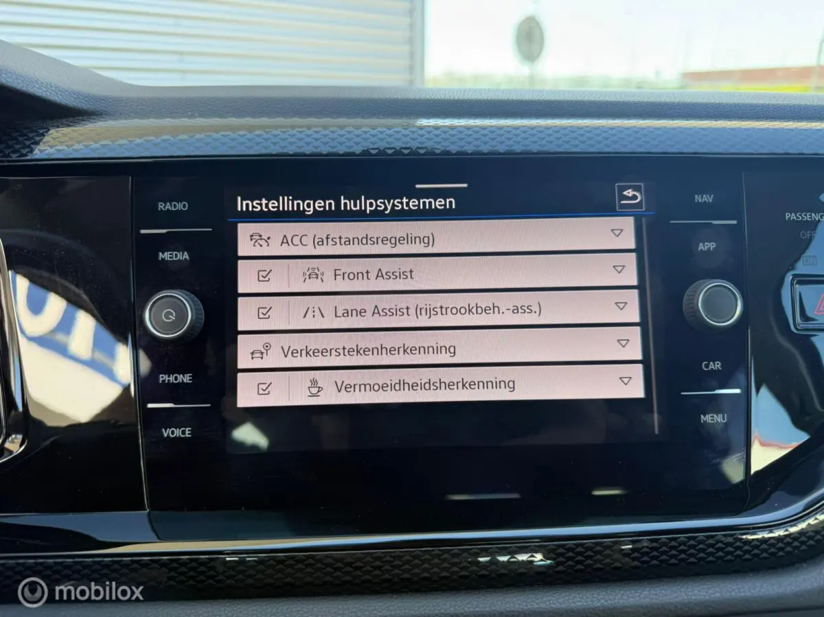 1.0 TSI Life Business
