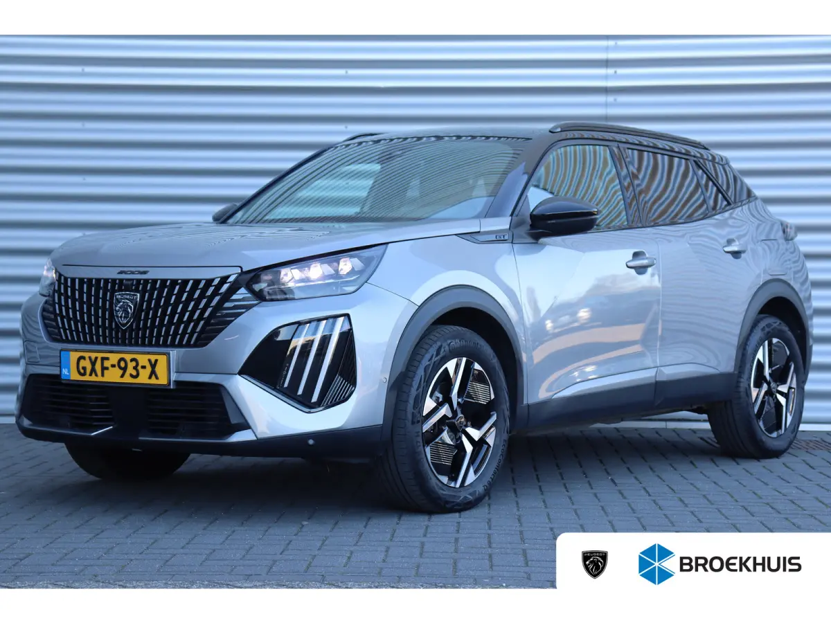 1.2 PURETECH 130PK GT PACK AUTOMAAT / NAVI / LEDER / CLIMA / LED / PDC / 17" LMV / KEYLESS / 360° CAMERA / ADAPT. CRUISECONTROL / NIEUWSTAAT !!