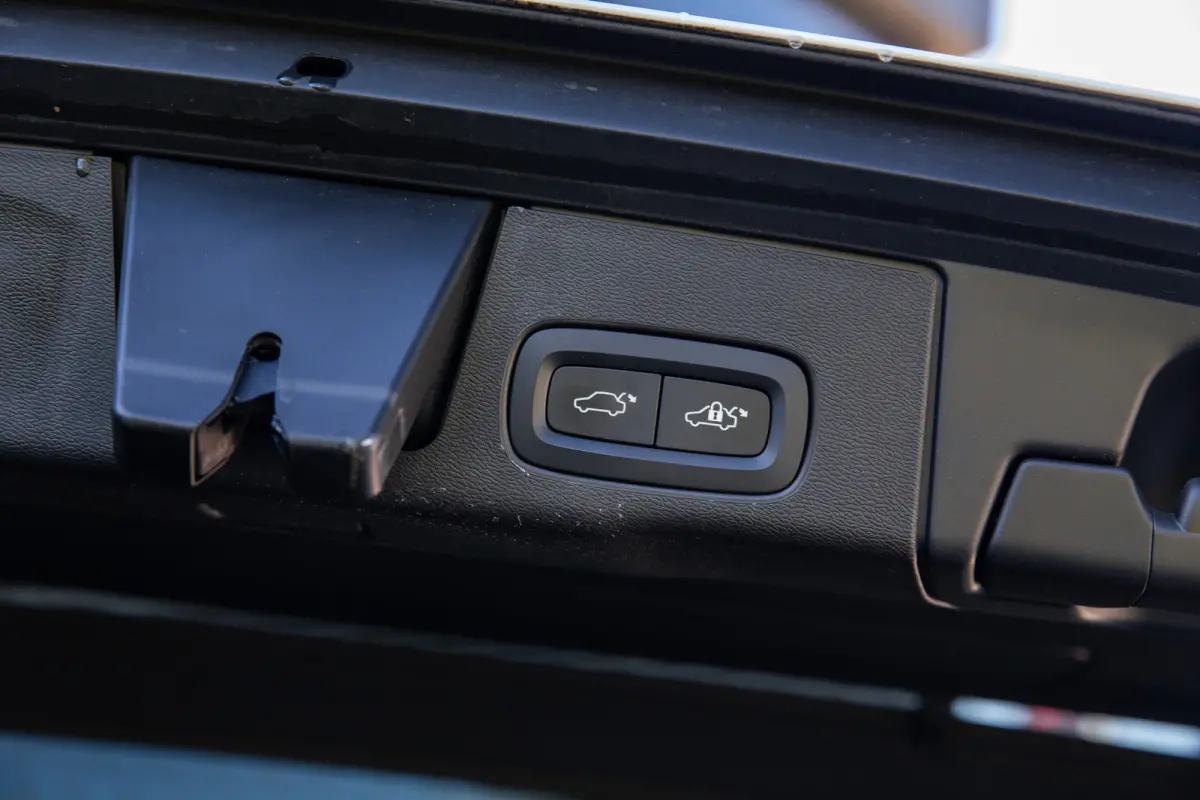 2.0 T8 Plug-in hybrid AWD Plus Bright Long Range , Panoramadak, Keyless entry, Carplay,