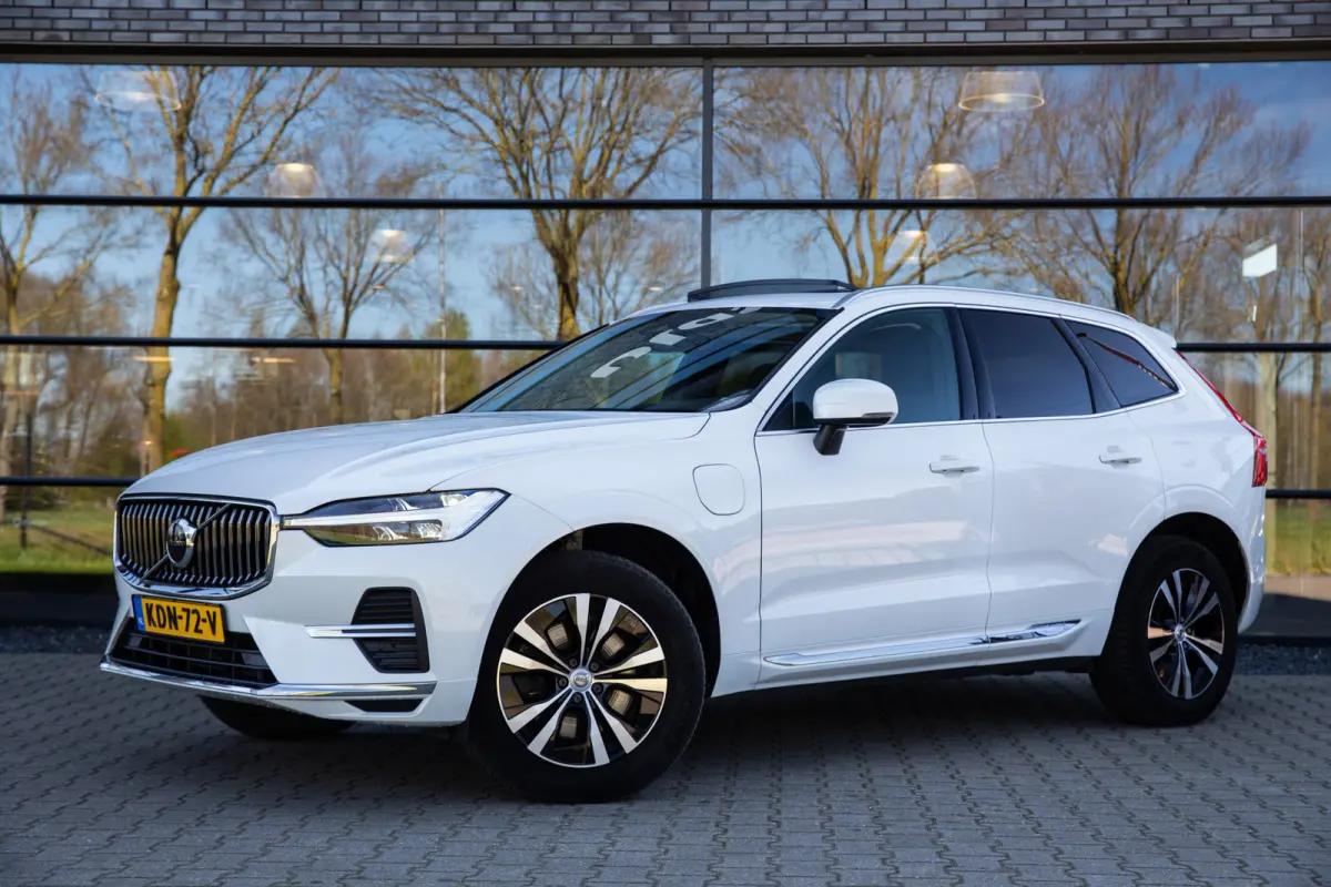 2.0 T8 Plug-in hybrid AWD Plus Bright Long Range , Panoramadak, Keyless entry, Carplay,