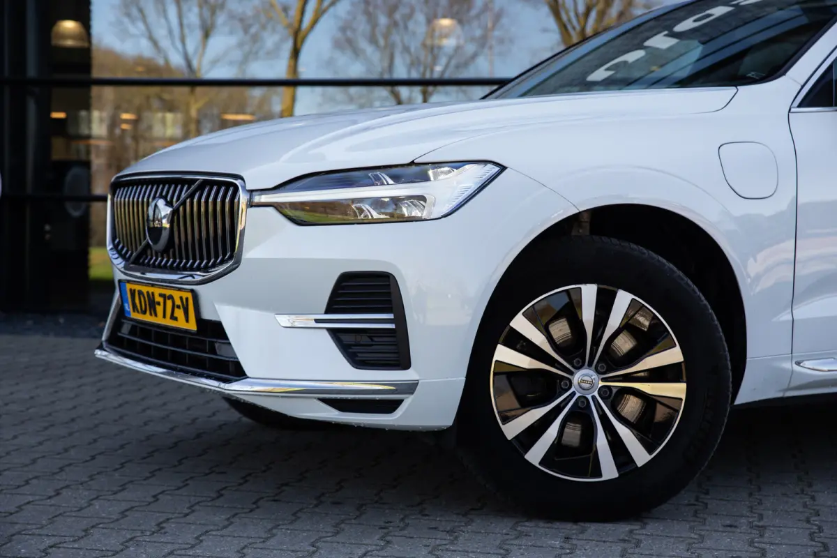 2.0 T8 Plug-in hybrid AWD Plus Bright Long Range , Panoramadak, Keyless entry, Carplay,