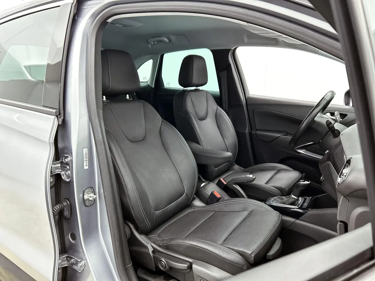 1.2 130pk Ultimate Automaat | Navigatie | Stoel-/Stuurverwarming | Climate Control | Cruise Control | LED | 17"LMV | Apple Carplay/Android Auto |