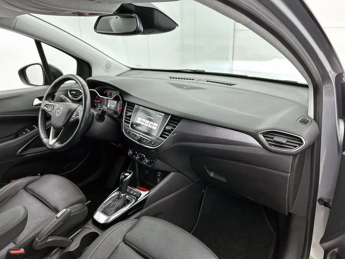 1.2 130pk Ultimate Automaat | Navigatie | Stoel-/Stuurverwarming | Climate Control | Cruise Control | LED | 17"LMV | Apple Carplay/Android Auto |