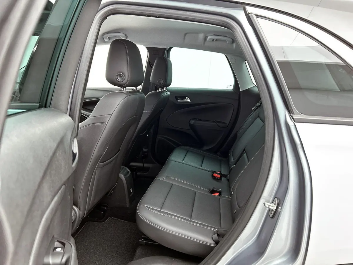 1.2 130pk Ultimate Automaat | Navigatie | Stoel-/Stuurverwarming | Climate Control | Cruise Control | LED | 17"LMV | Apple Carplay/Android Auto |