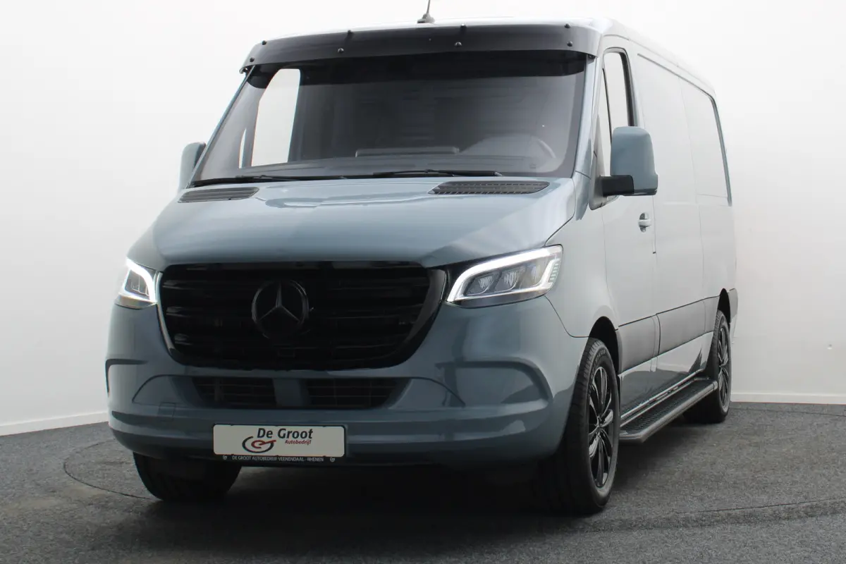 317 CDI Automaat L2H1 3-Zits, Cruise, Camera, Apple Carplay, LED, Zonneklep, DAB, Trekhaak, 18''
