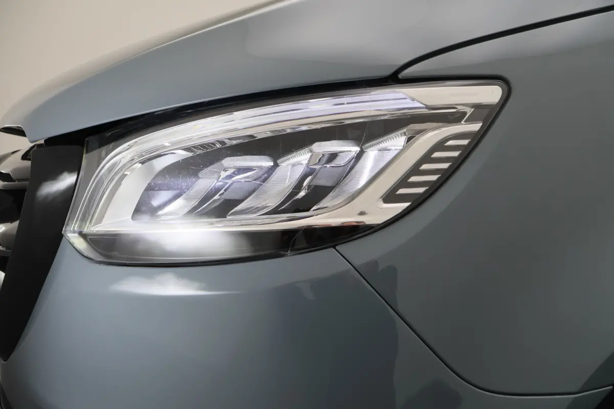 317 CDI Automaat L2H1 3-Zits, Cruise, Camera, Apple Carplay, LED, Zonneklep, DAB, Trekhaak, 18''