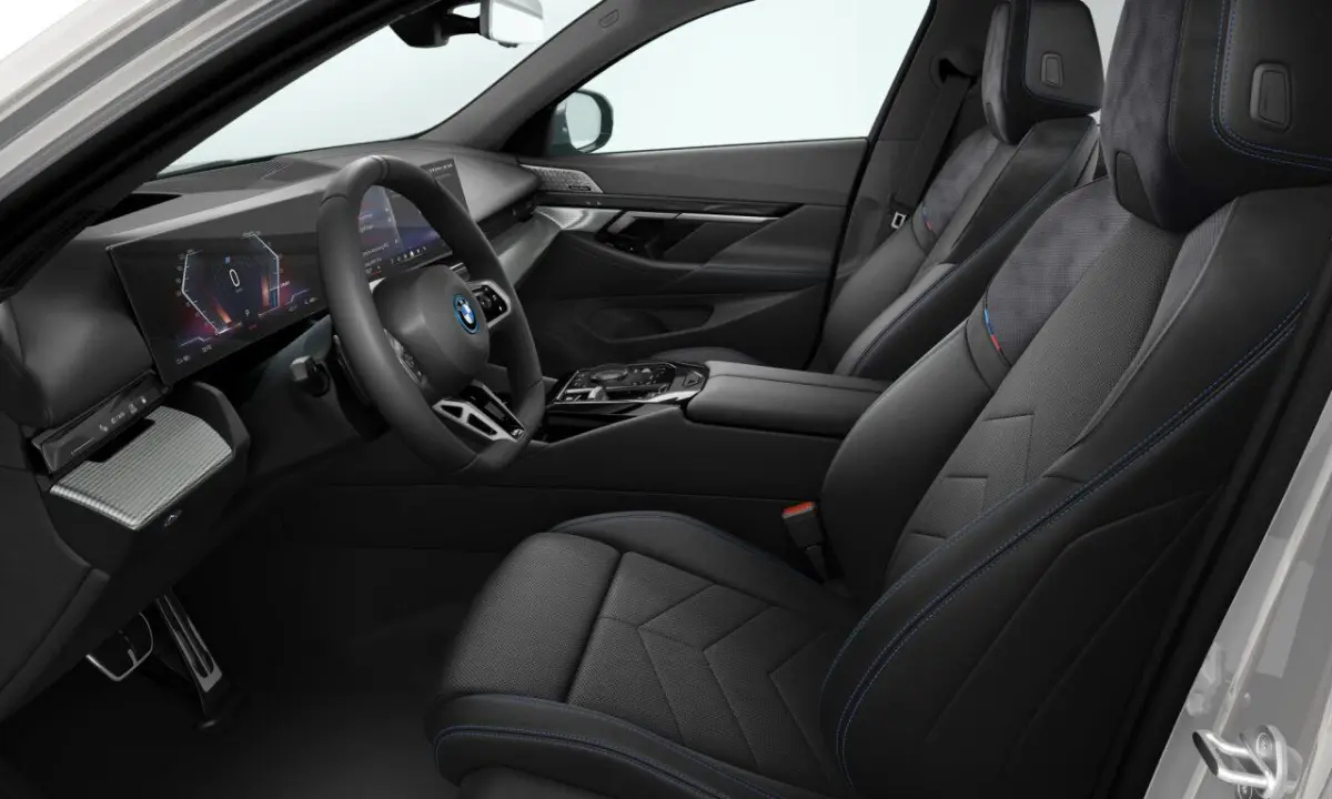 eDrive40 M Sport Edition | M Sport | Travel Pack | Innovation Pack | Panoramadak | Trekhaak