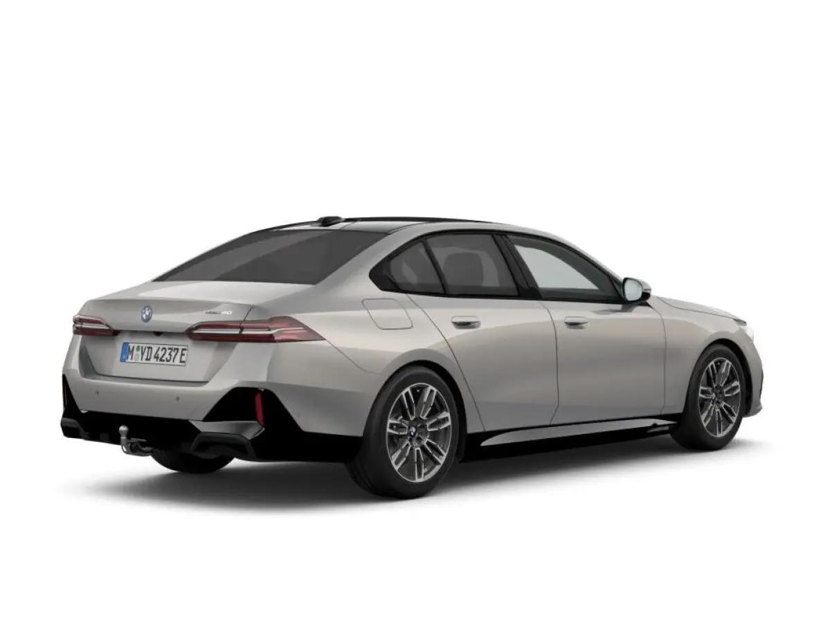 eDrive40 M Sport Edition | M Sport | Travel Pack | Innovation Pack | Panoramadak | Trekhaak
