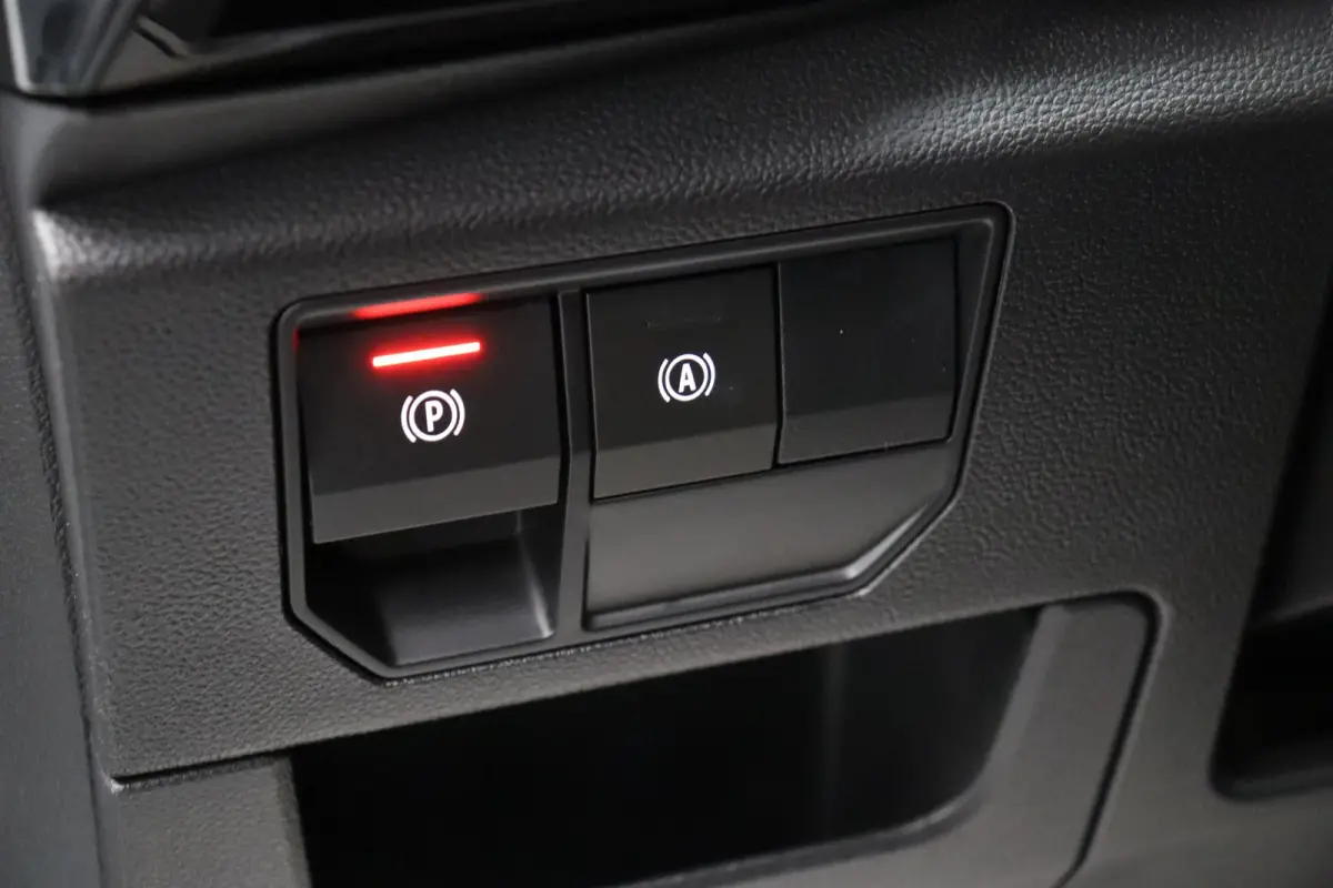 Mild hybrid 160pk X-Tronic techno | 1800kg Geremd | Stoelverwarming | Voorruitverwarming | Stuurwielverwarming |