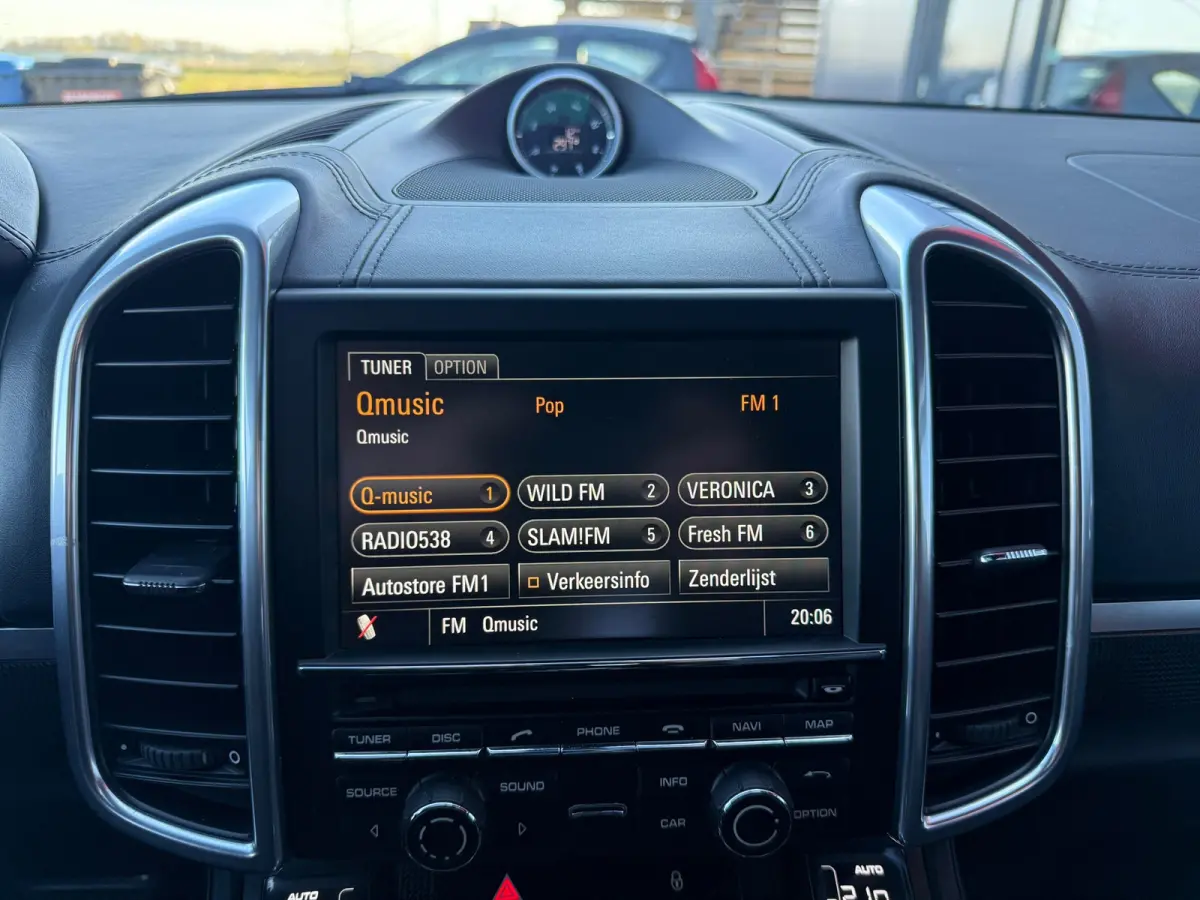4.8 Turbo V8 Sport Chrono Dak Stoelkoeling Bose