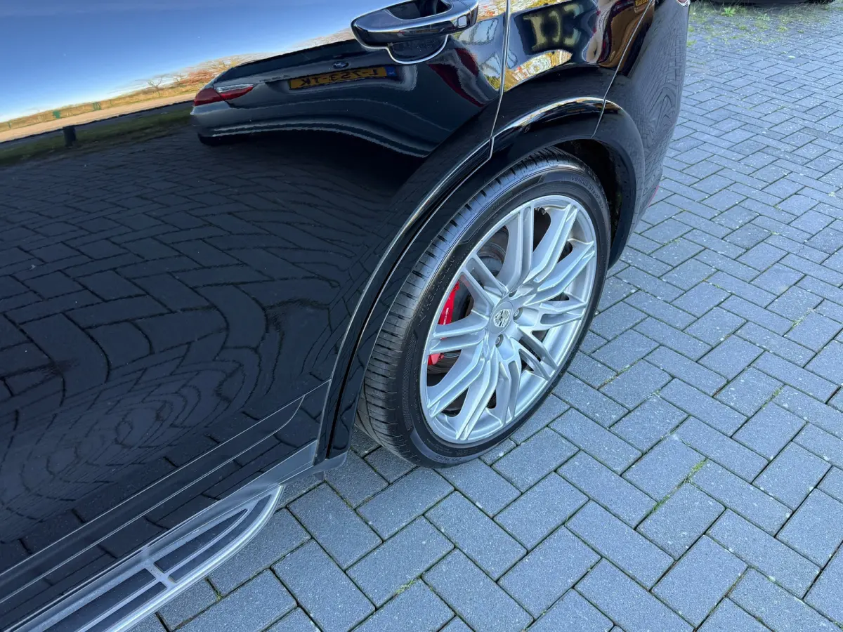 4.8 Turbo V8 Sport Chrono Dak Stoelkoeling Bose
