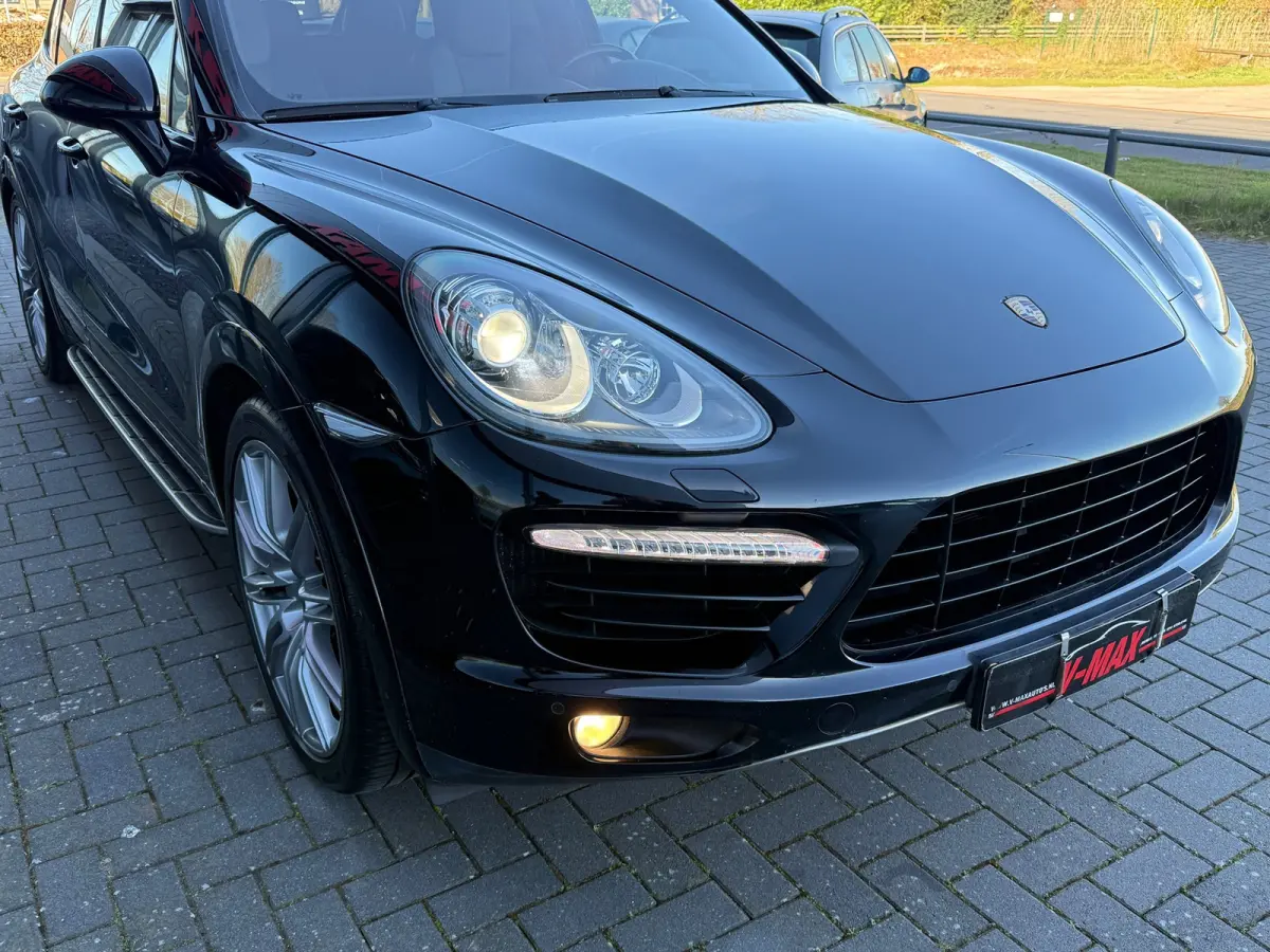 4.8 Turbo V8 Sport Chrono Dak Stoelkoeling Bose