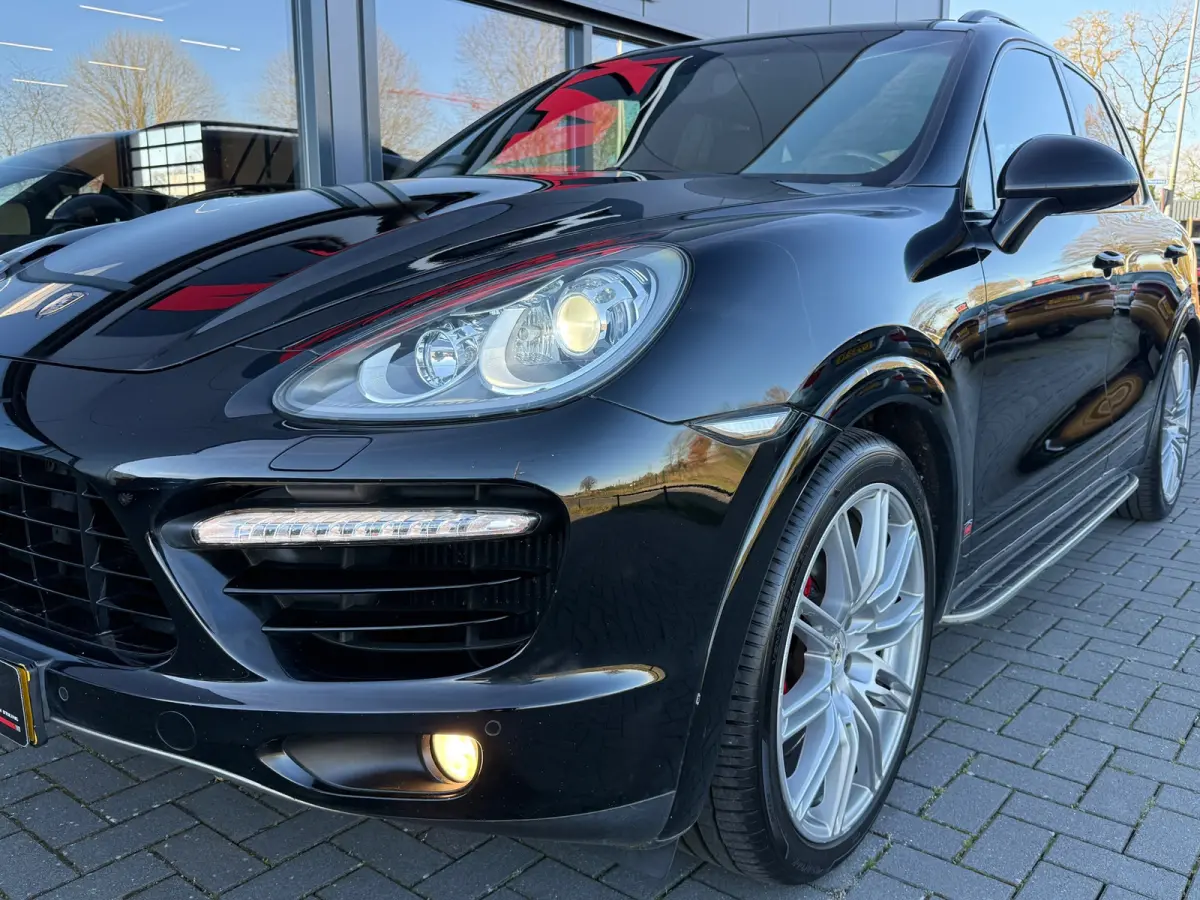 4.8 Turbo V8 Sport Chrono Dak Stoelkoeling Bose