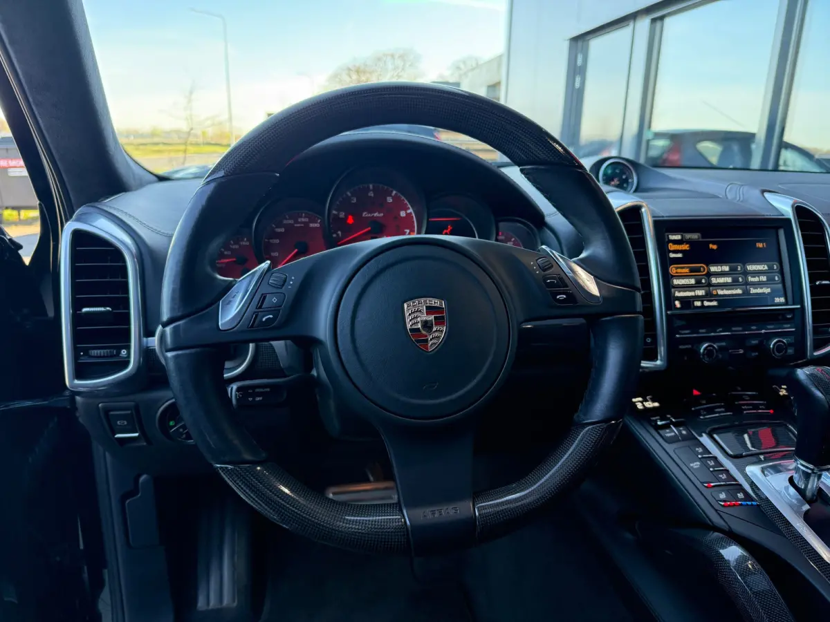 4.8 Turbo V8 Sport Chrono Dak Stoelkoeling Bose