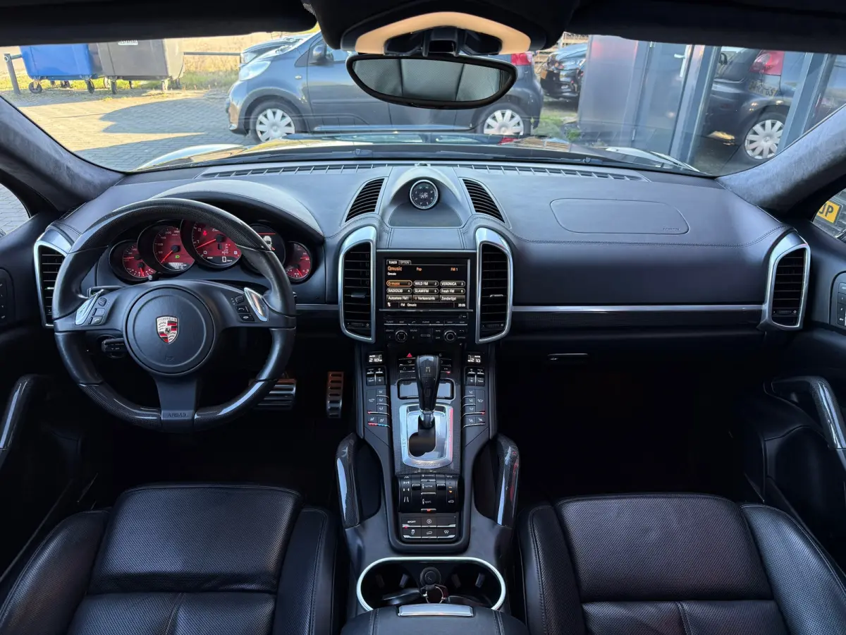 4.8 Turbo V8 Sport Chrono Dak Stoelkoeling Bose