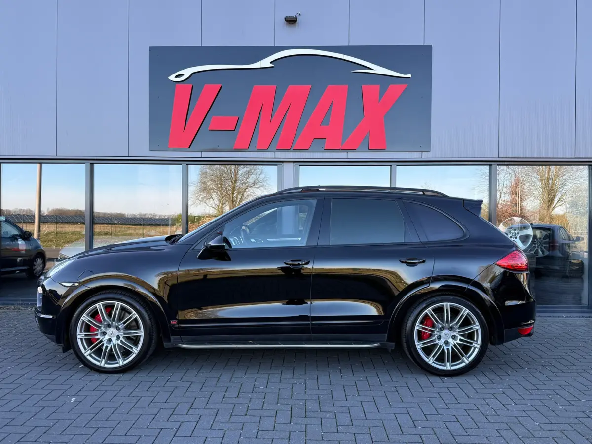 4.8 Turbo V8 Sport Chrono Dak Stoelkoeling Bose