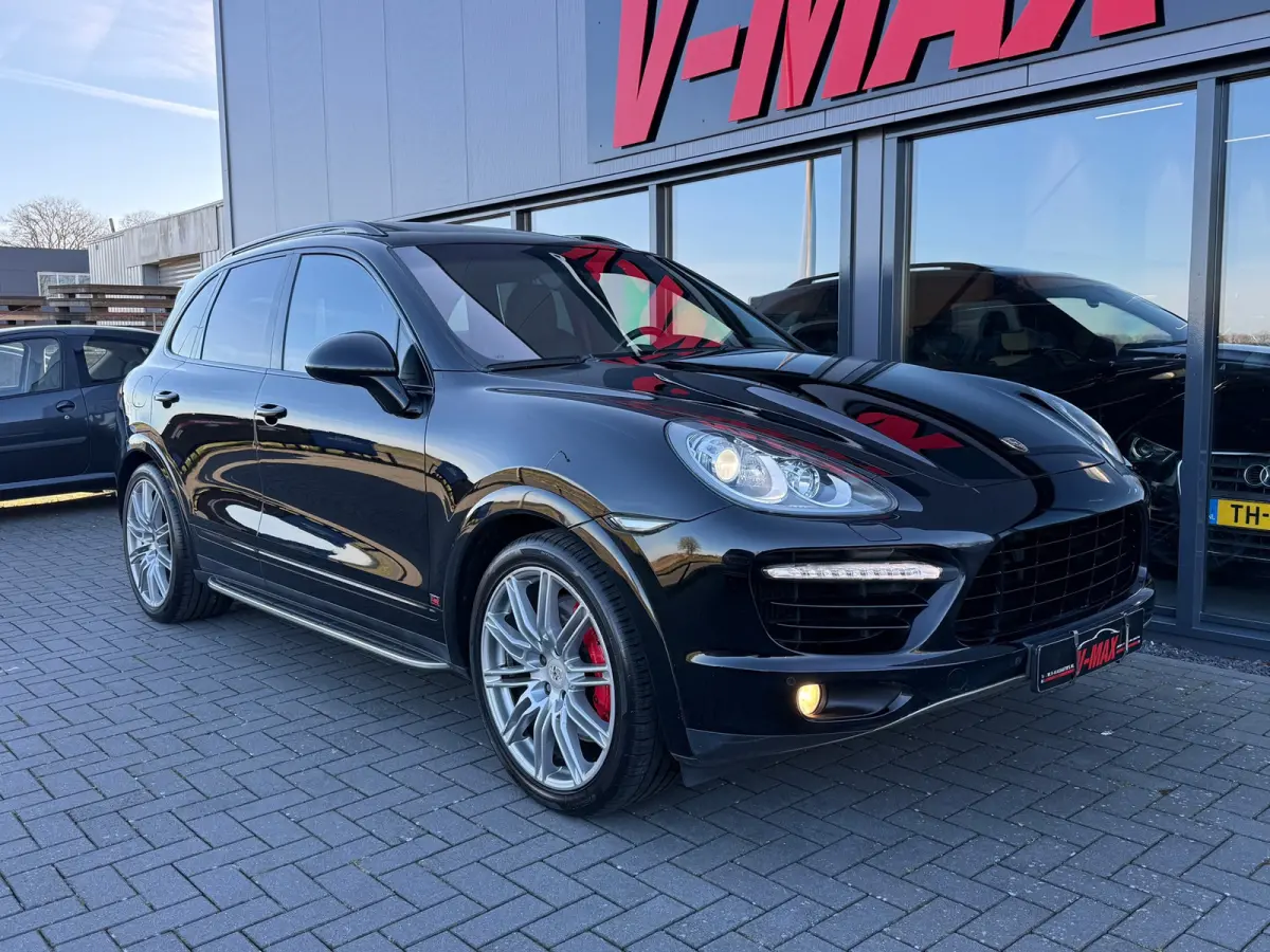 4.8 Turbo V8 Sport Chrono Dak Stoelkoeling Bose