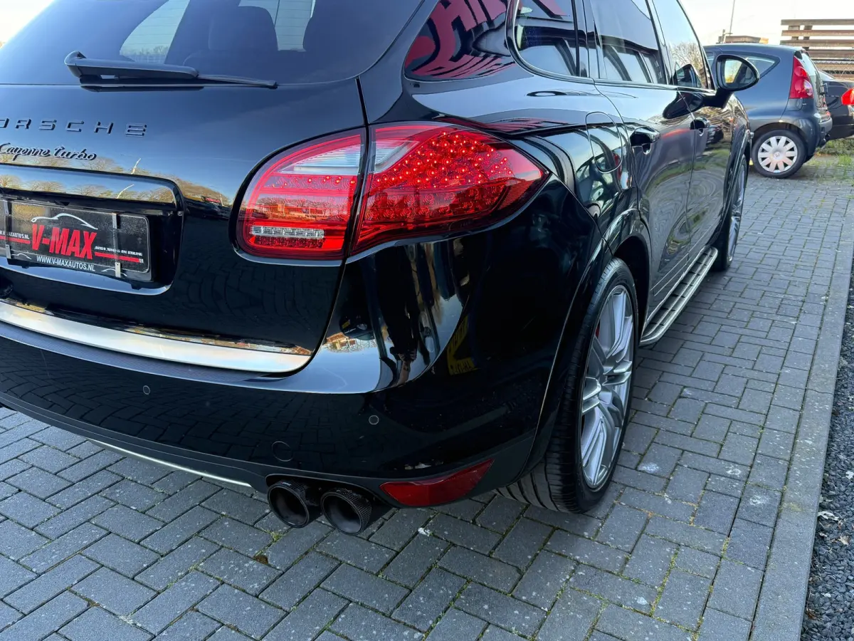 4.8 Turbo V8 Sport Chrono Dak Stoelkoeling Bose