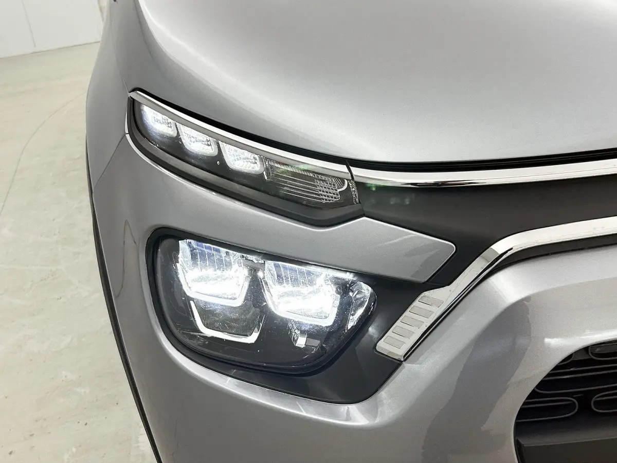 C-Series 110pk Automaat | Navigatie via Apple Carplay / Android Auto | Climate Control | Cruise Control | Parkeersensoren | Armsteun | DAB+ radio | Bluetooth | Led koplampen | Automatisch di