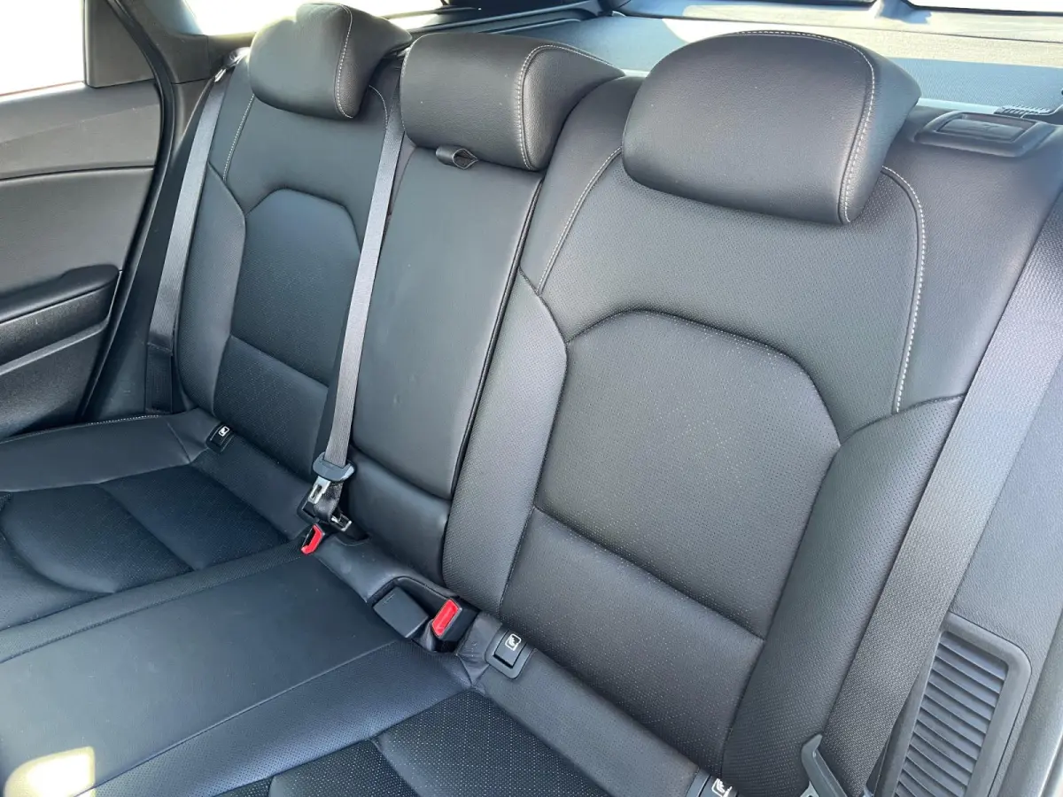 1.6 GDI PHEV ExecutiveLine Stoelverwarming | Stoelverkoeling | Panoramadak | Carplay | Adaptieve Cruise Control | Leder