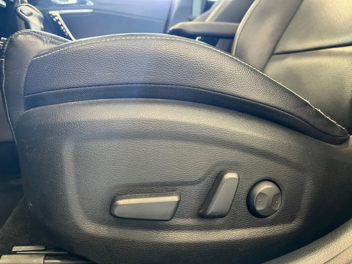 1.6 GDI PHEV ExecutiveLine Stoelverwarming | Stoelverkoeling | Panoramadak | Carplay | Adaptieve Cruise Control | Leder