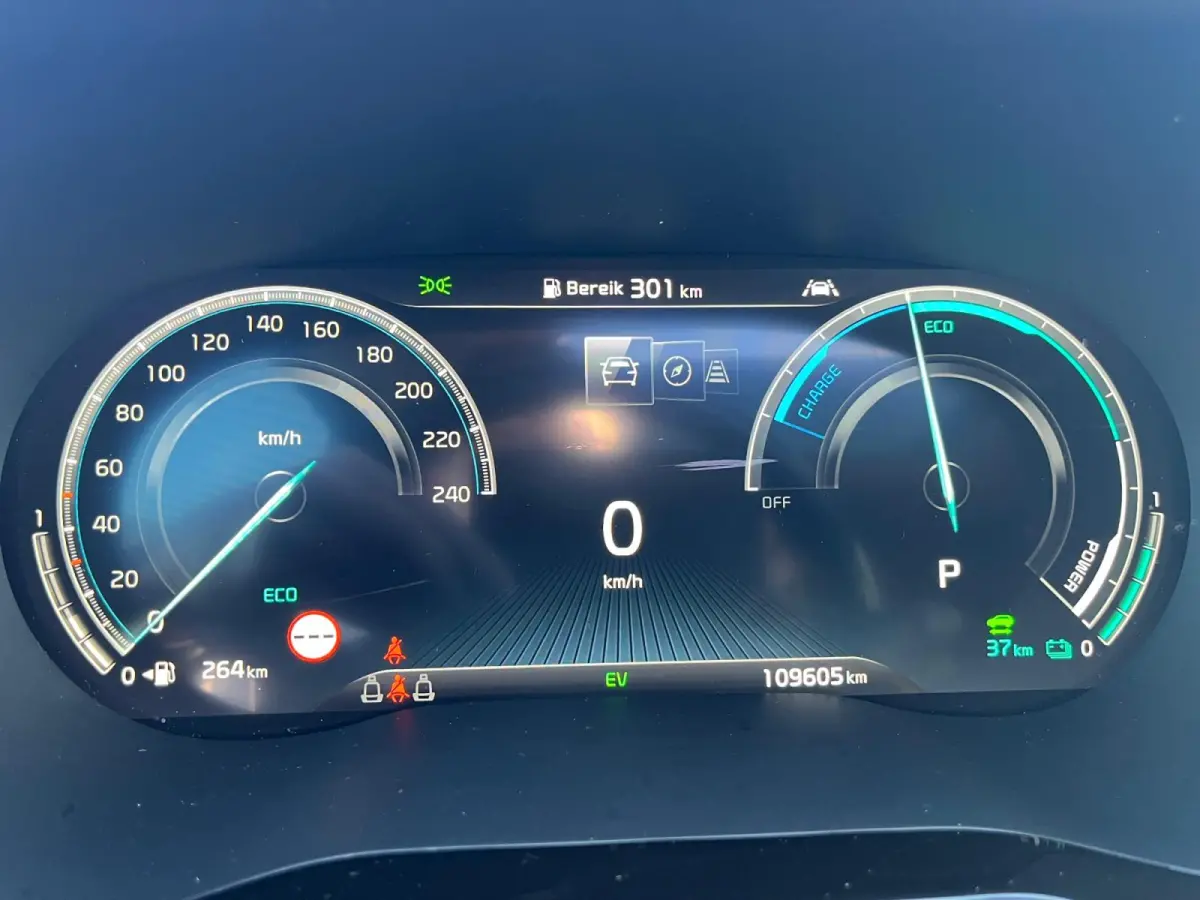 1.6 GDI PHEV ExecutiveLine Stoelverwarming | Stoelverkoeling | Panoramadak | Carplay | Adaptieve Cruise Control | Leder