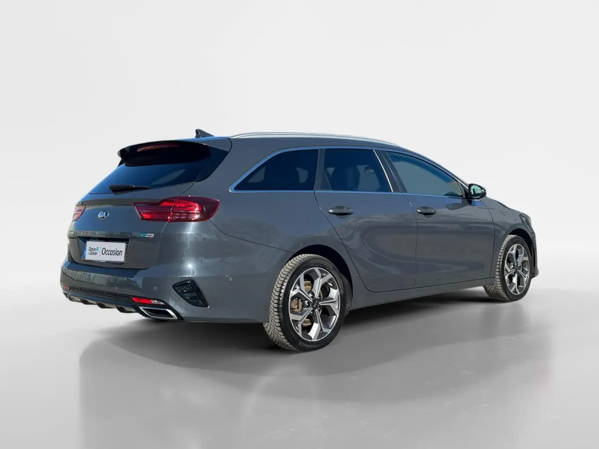 1.6 GDI PHEV ExecutiveLine Stoelverwarming | Stoelverkoeling | Panoramadak | Carplay | Adaptieve Cruise Control | Leder